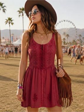 VINTAGE FABULOUS Embroidered Hippie Mini Dress